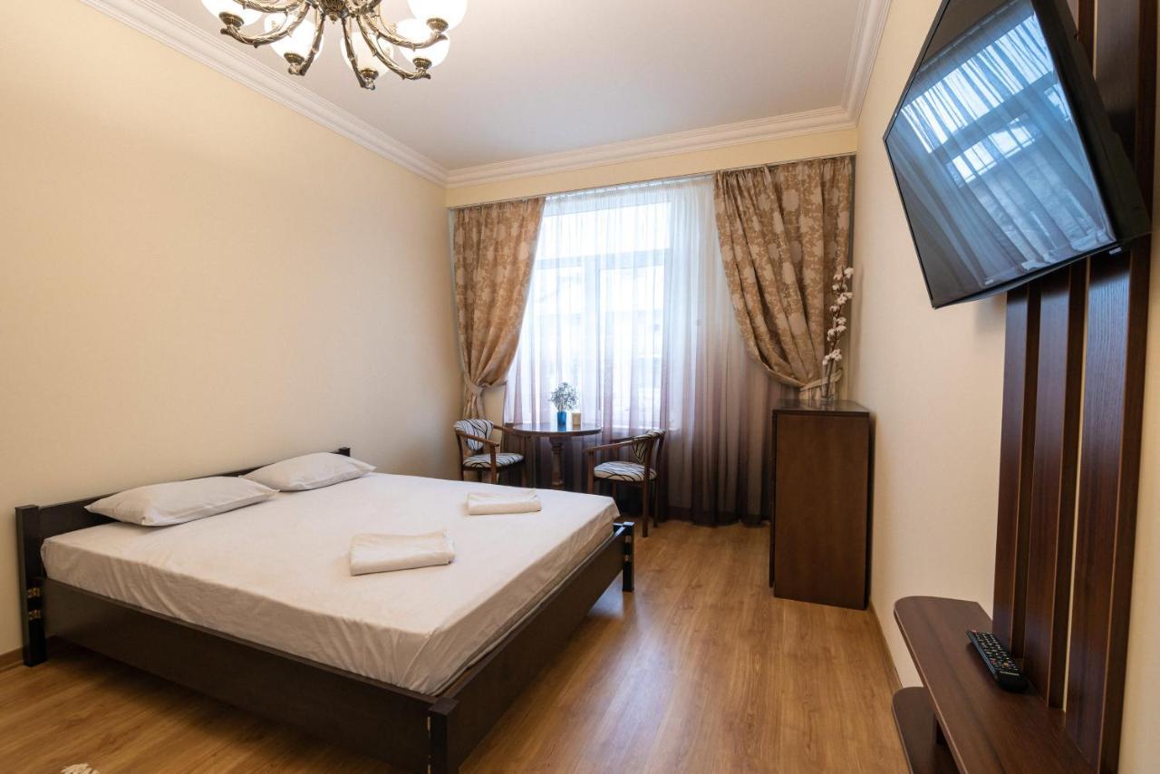 Comfort Apartment Lviv Exterior photo