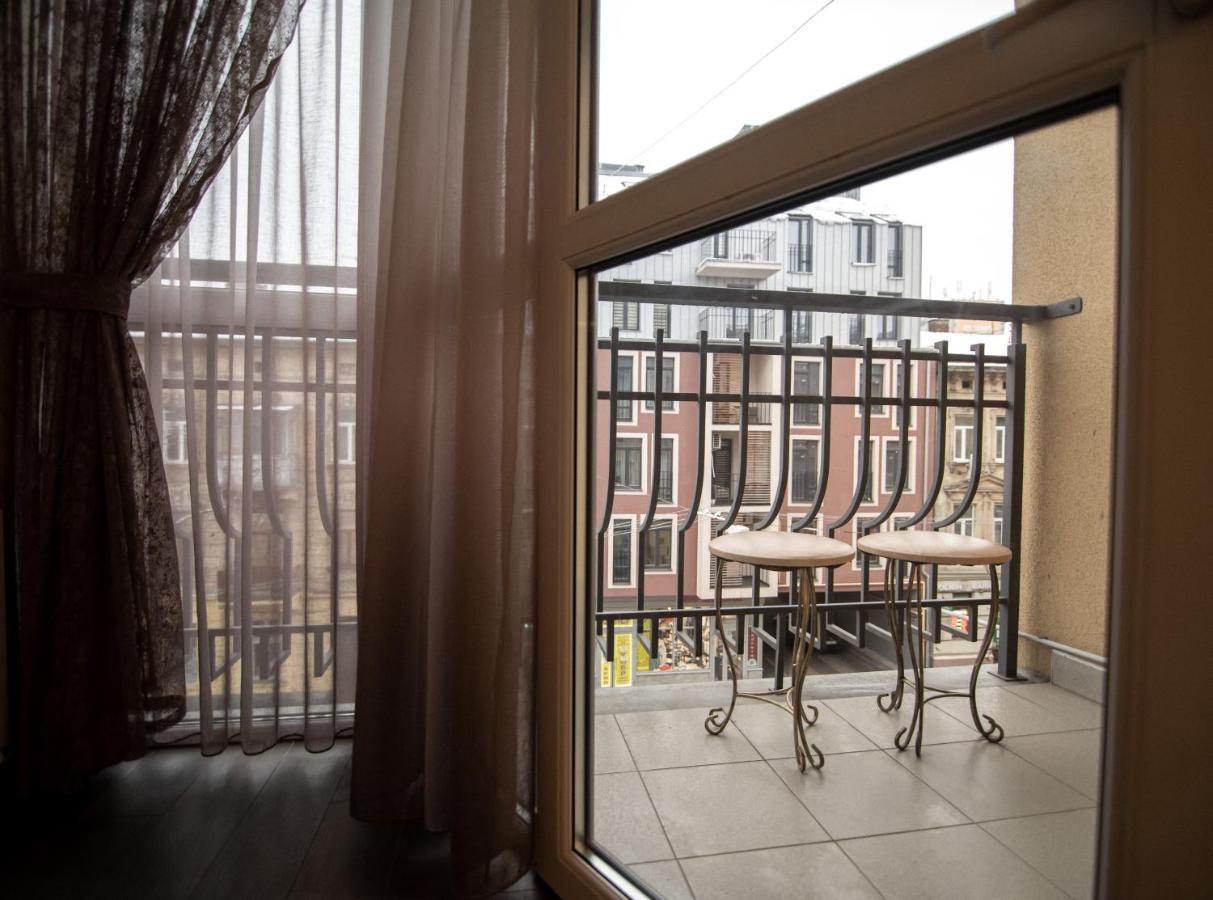 Comfort Apartment Lviv Exterior photo